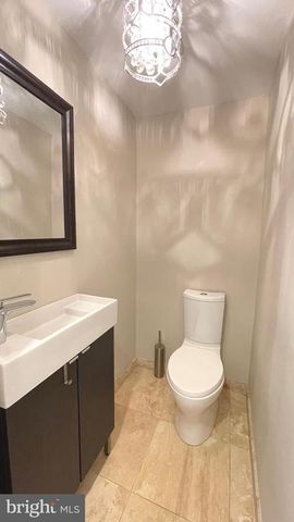 324 AVON ST, Philadelphia, PA 19116