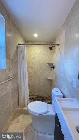 324 AVON ST, Philadelphia, PA 19116