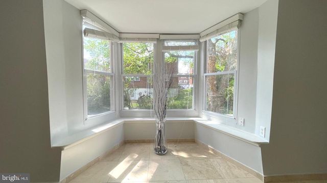 324 AVON ST, Philadelphia, PA 19116