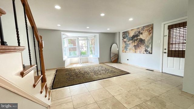 324 AVON ST, Philadelphia, PA 19116