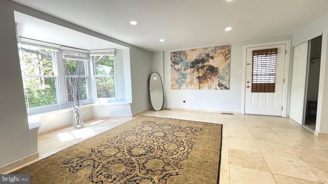 324 AVON ST, Philadelphia, PA 19116