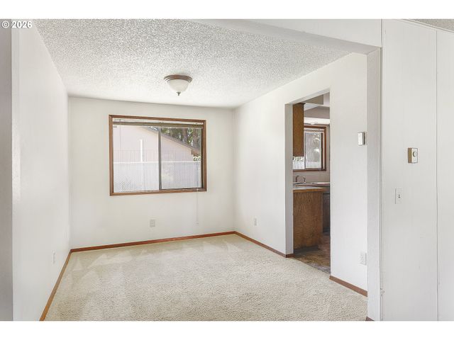 5513 Ne ISSLER St, Vancouver, WA 98661