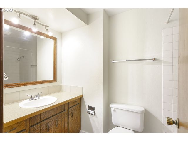 5513 Ne ISSLER St, Vancouver, WA 98661