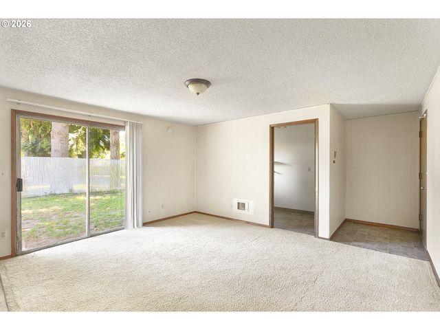 5513 Ne ISSLER St, Vancouver, WA 98661