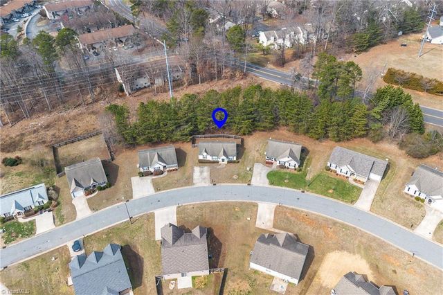 2033 Tea Berry Court, Winston-salem, NC 27127