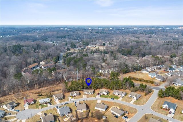 2033 Tea Berry Court, Winston-salem, NC 27127