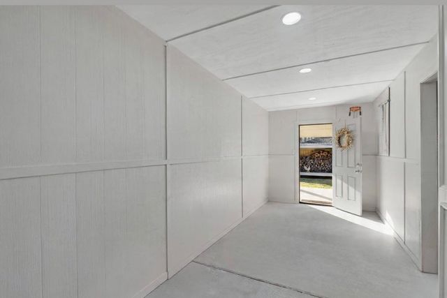 1006 Castle Hill Trail, Kingwood, TX 77339