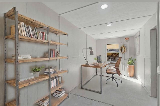 1006 Castle Hill Trail, Kingwood, TX 77339