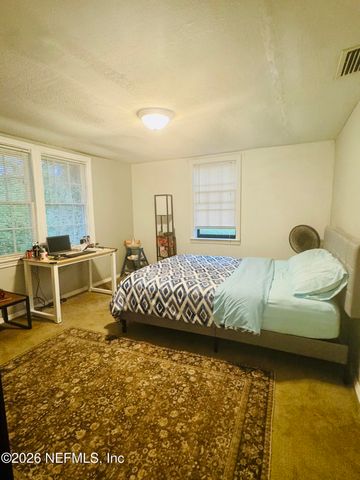 210 PINE Avenue, Pomona Park, FL 32181
