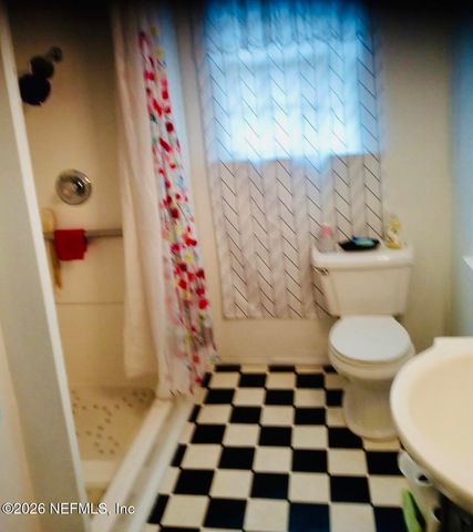 210 PINE Avenue, Pomona Park, FL 32181