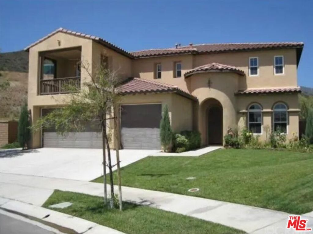 7627 Lady Banks Loop, Corona, CA 92883