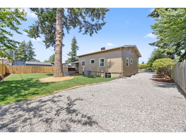 14026 Se TAYLOR St, Portland, OR 97233