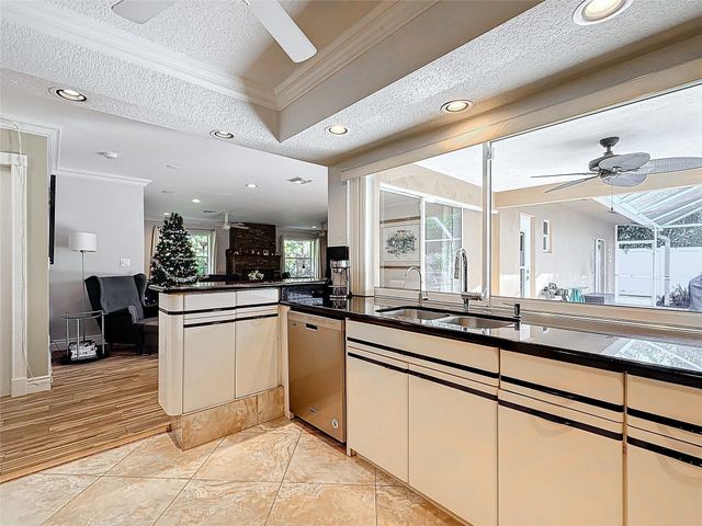 4100 NE 25TH Avenue, Lighthouse Point, FL 33064