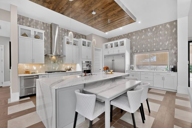 6201 Casa Blanca Drive NW, Albuquerque, NM 87120