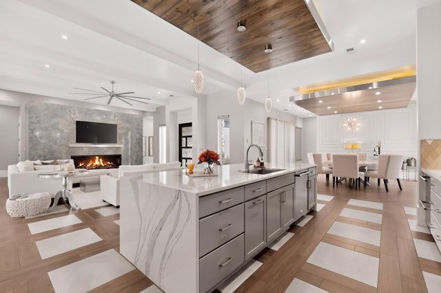 6201 Casa Blanca Drive NW, Albuquerque, NM 87120