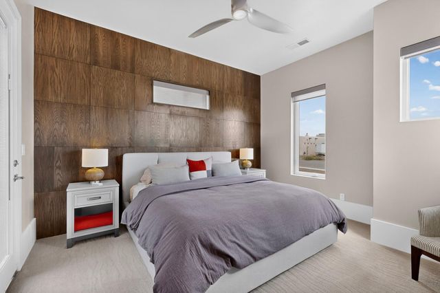 6201 Casa Blanca Drive NW, Albuquerque, NM 87120