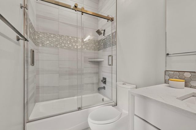 6201 Casa Blanca Drive NW, Albuquerque, NM 87120