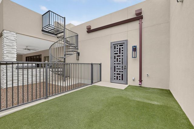 6201 Casa Blanca Drive NW, Albuquerque, NM 87120