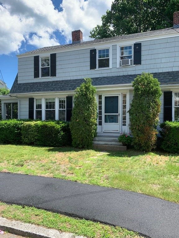 4 Martin Street 1, Marblehead, MA 01945