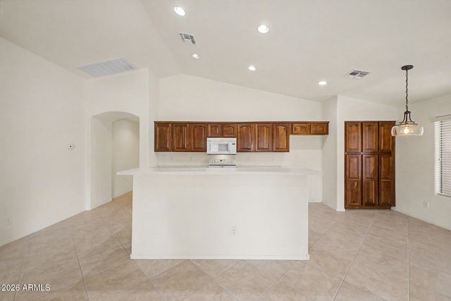 514 W HOLSTEIN Trail, San Tan Valley, AZ 85143