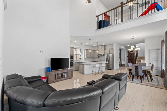 4315 Smokey Quartz Lane, Arlington, TX 76005