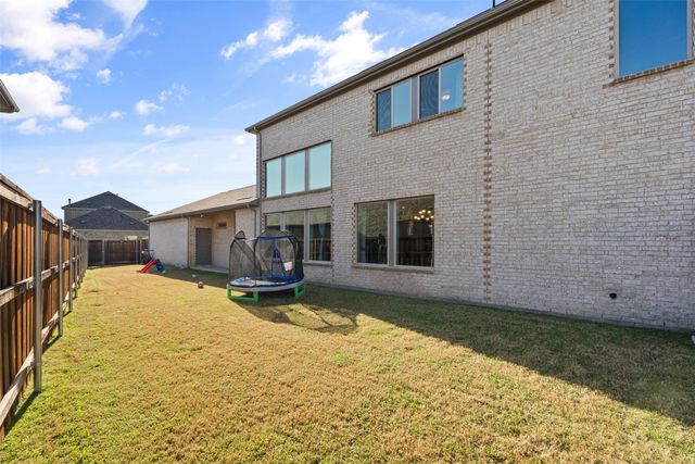4315 Smokey Quartz Lane, Arlington, TX 76005