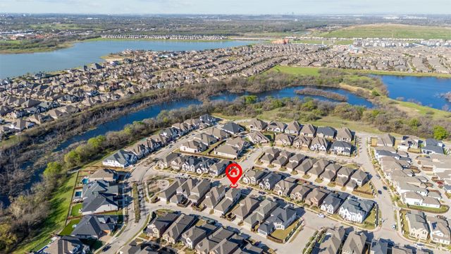 4315 Smokey Quartz Lane, Arlington, TX 76005