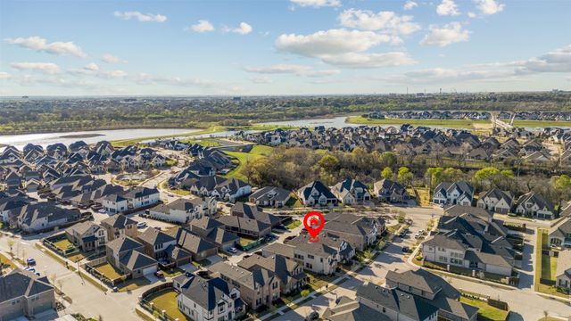 4315 Smokey Quartz Lane, Arlington, TX 76005