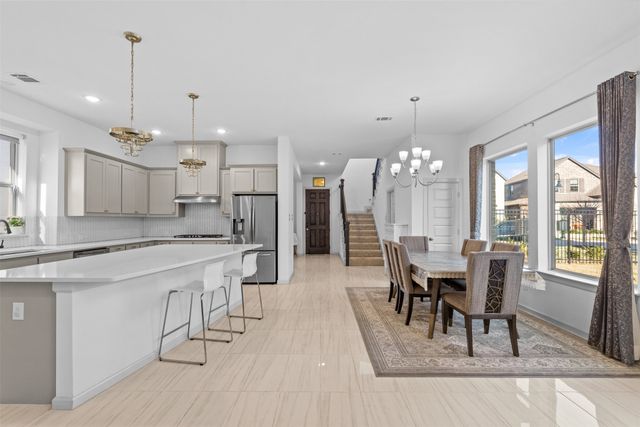 4315 Smokey Quartz Lane, Arlington, TX 76005