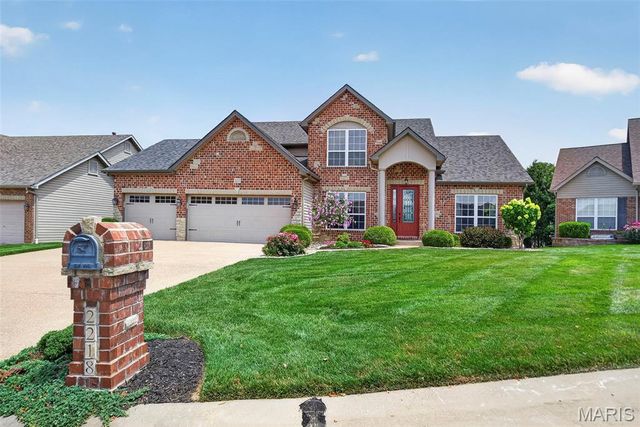 2218 Homefield Grove Drive, O'fallon, MO 63366