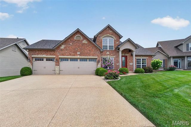2218 Homefield Grove Drive, O'fallon, MO 63366