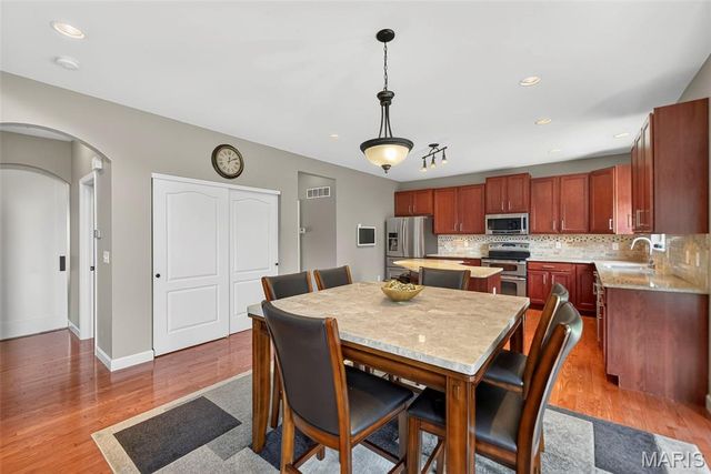 2218 Homefield Grove Drive, O'fallon, MO 63366
