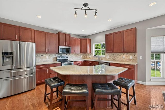 2218 Homefield Grove Drive, O'fallon, MO 63366