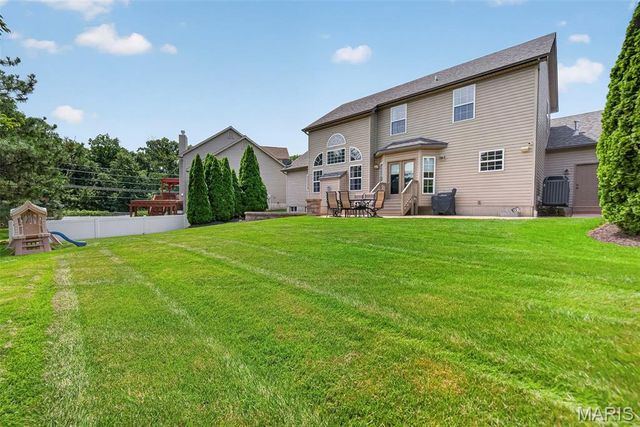 2218 Homefield Grove Drive, O'fallon, MO 63366