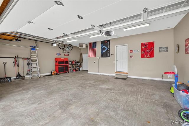 2218 Homefield Grove Drive, O'fallon, MO 63366