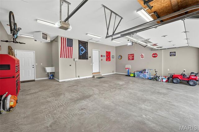 2218 Homefield Grove Drive, O'fallon, MO 63366