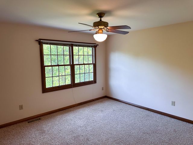 4 Fernwood Court, Alexandria, KY 41001