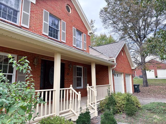 4 Fernwood Court, Alexandria, KY 41001