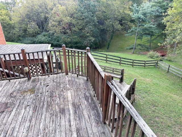 4 Fernwood Court, Alexandria, KY 41001