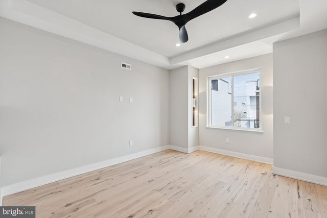 1518 S BAMBREY ST, Philadelphia, PA 19146