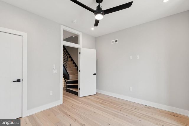 1518 S BAMBREY ST, Philadelphia, PA 19146