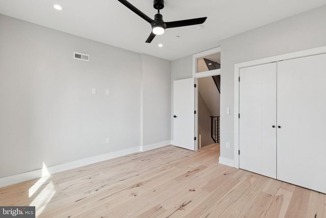 1518 S BAMBREY ST, Philadelphia, PA 19146