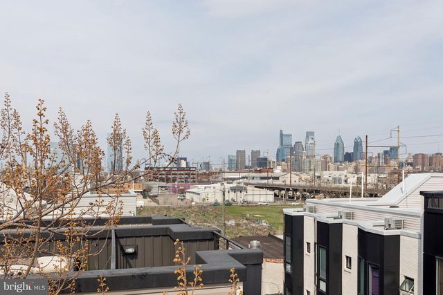 1518 S BAMBREY ST, Philadelphia, PA 19146