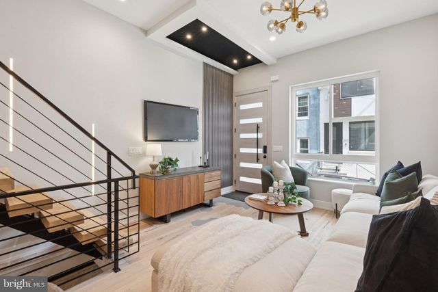 1518 S BAMBREY ST, Philadelphia, PA 19146