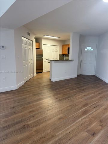 6272 NW 186th St 307, Hialeah, FL 33015