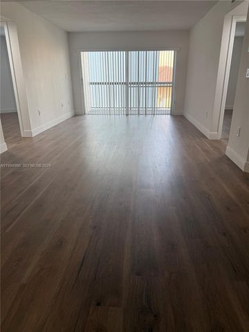 6272 NW 186th St 307, Hialeah, FL 33015