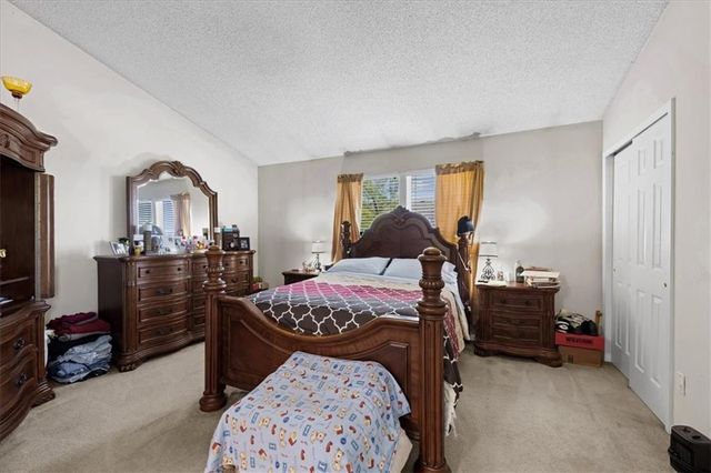 5540 N Fairmount Avenue, Kansas City, MO 64118