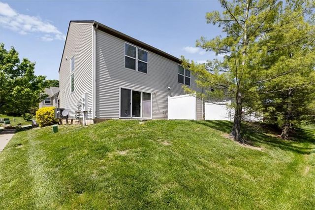5540 N Fairmount Avenue, Kansas City, MO 64118