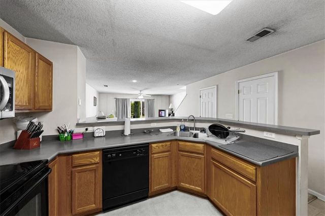 5540 N Fairmount Avenue, Kansas City, MO 64118
