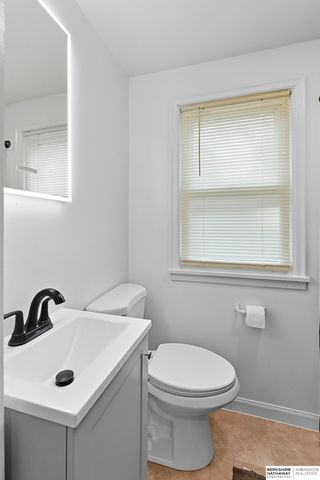 20 Martinview Road, Bellevue, NE 68005